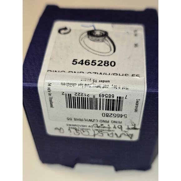 Swarovski Sparkling Dance Round Ring 55 ~ Size 7 - NWB - Picture 3 of 5